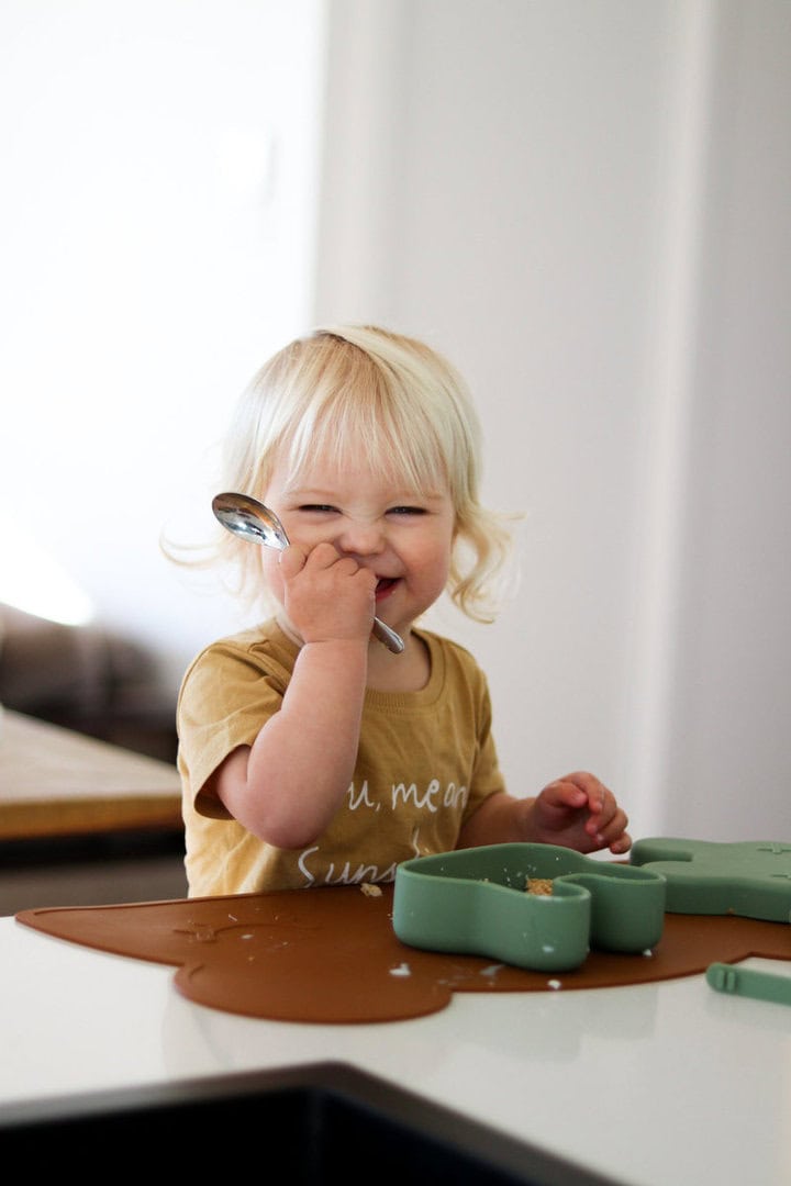 ohmywildhearts chocolate brown placemat dd52cdf7 44e1 4faa a6ba 359a6c95c0a9 800x