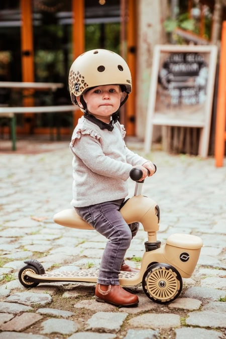 scoot and ride highway kick 1 lifestyle green lines (kopie)
