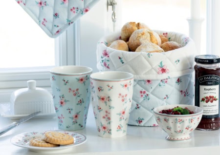 greengate tasse ‘xmas letter' pale blue (kopie)