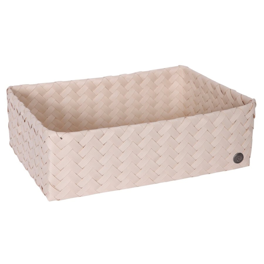 Handed-By-Grand-ideal-Basket-champagne1
