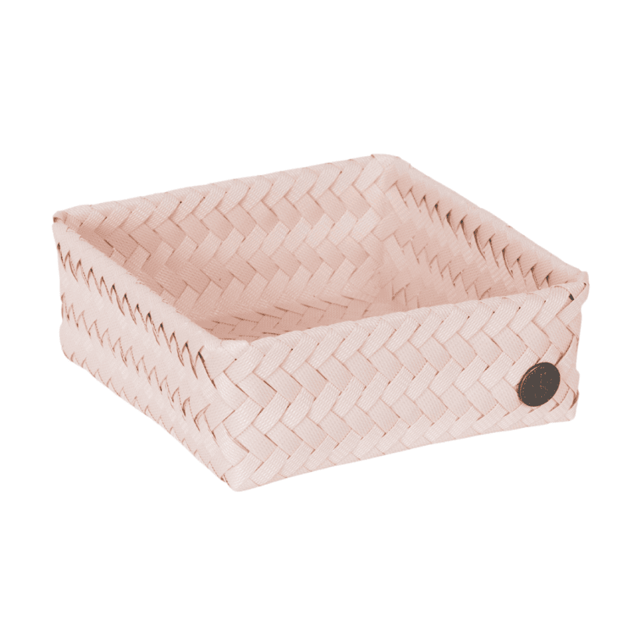 handed-by-fit-square-champagne