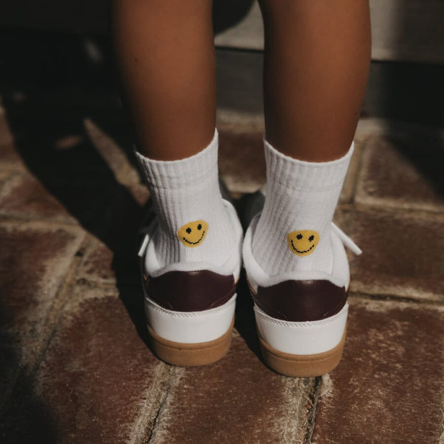 EULENSCHNITT-Kids-Socken-weiß-Smiley1