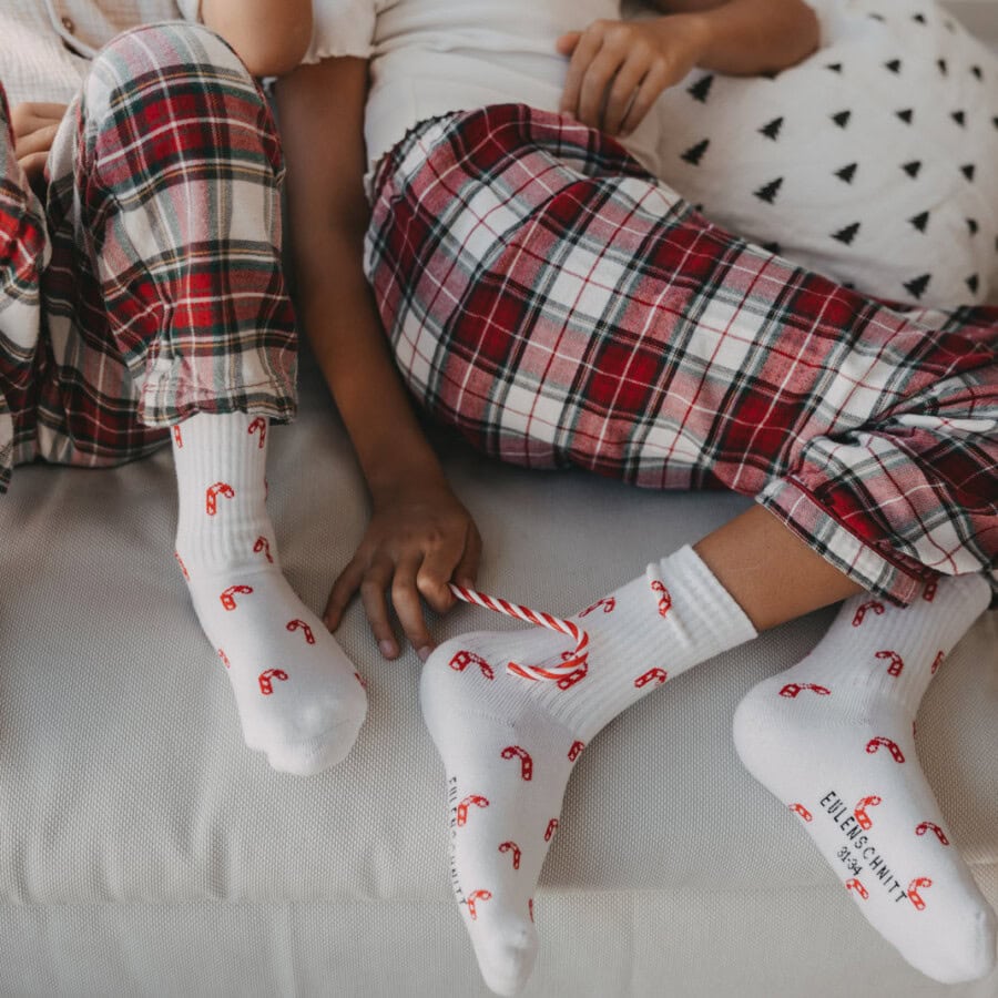 EULENSCHNITT-Kids-Socken-weiß-Zuckerstangen
